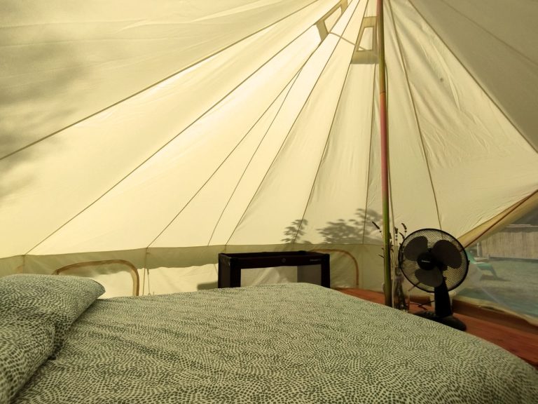 Belltent in Le Marche bij Camping Suasa