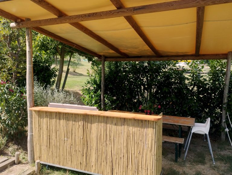 Belltent in Le Marche bij Camping Suasa