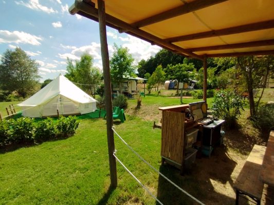 Belltent in Le Marche bij Camping Suasa