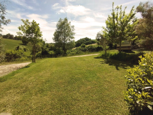 Camping Suasa Kampeerplek Plus
