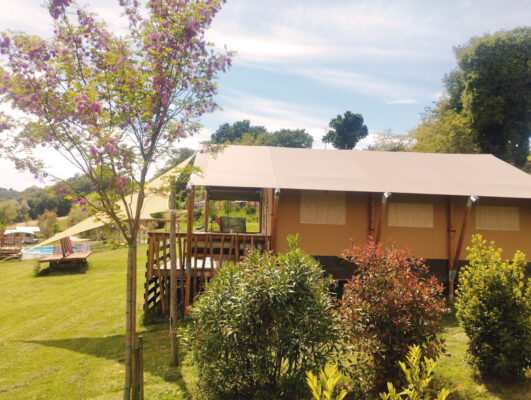Camping Suasa Safaritent Zijkant