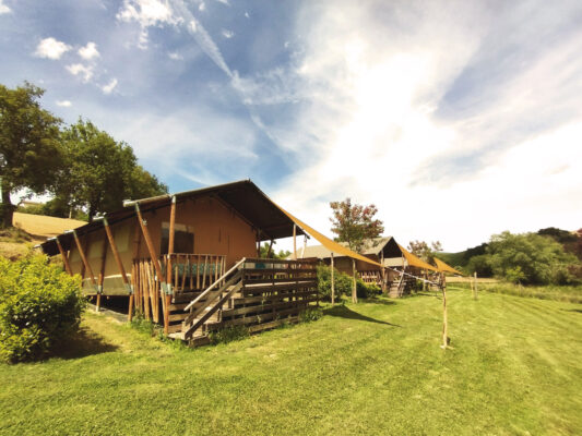 Camping Suasa Safaritenten Voorzijde