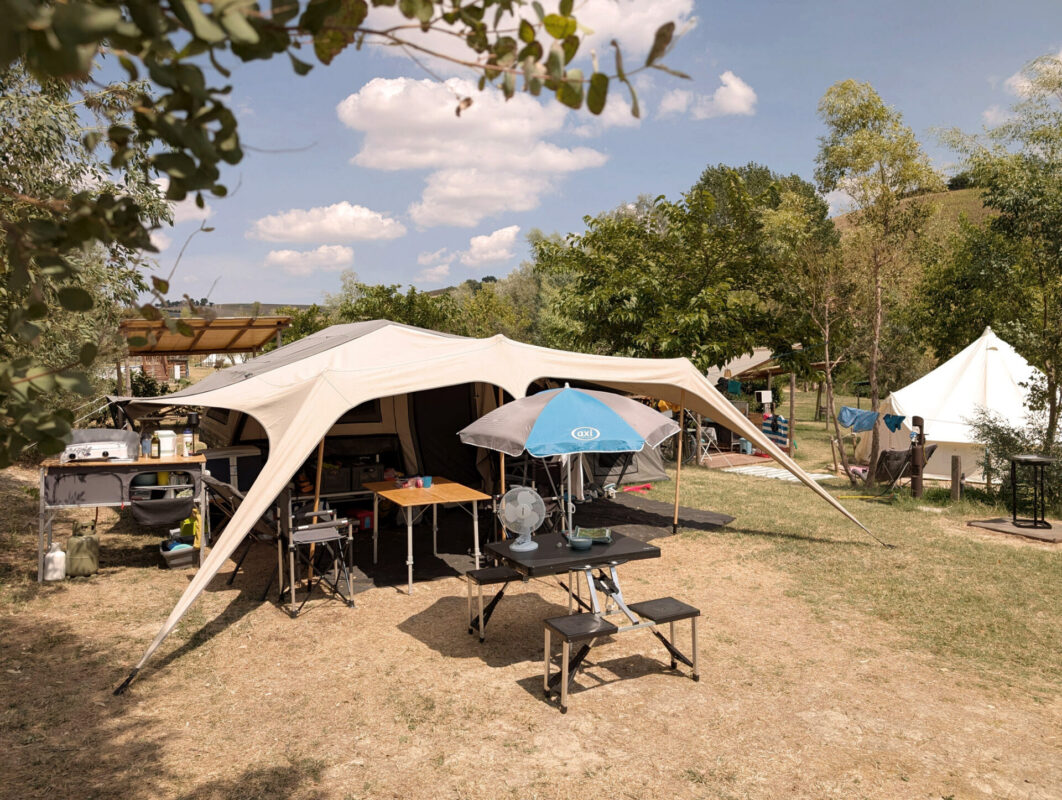 Camping Suasa Tent Kampeerplek